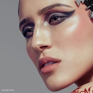 KVD Beauty ModCon Liquid-Gel Blush- Glowlita